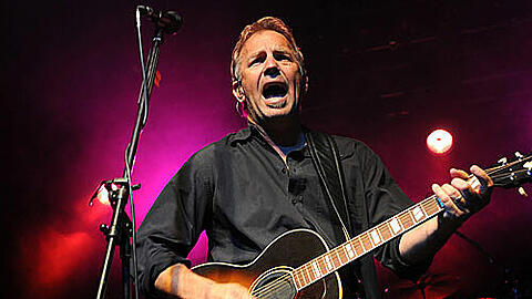 Kevin Costner zeigte in der Tonhalle sein musikalisches Repertoire