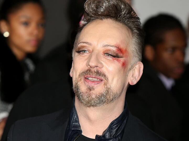 Boy George bei seiner Ankunft auf den diesjährigen Brit Awards
