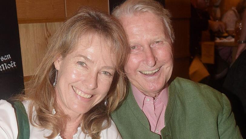 Eva Steinmeyer und Dr. Martin Steinmeyer im Schützenzelt. Eva Steinmeyer und Dr. Martin Steinmeyer im Schützenzelt.