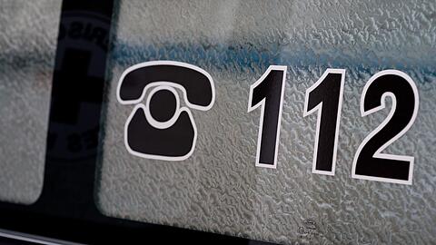 Der Rettungsdienst wurde alarmiert. (Symbolbild)