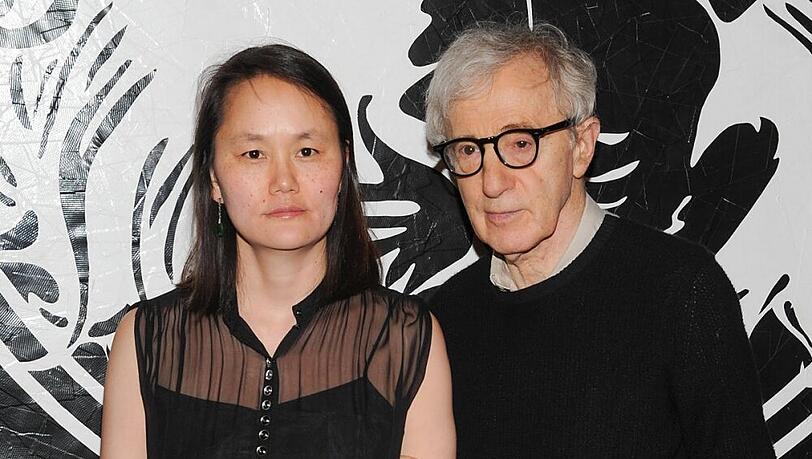 Woody Allen heiratete die Adoptivtochter seiner ehemaligen Lebensgefährtin Mia Farrow Woody Allen heiratete die Adoptivtochter seiner ehemaligen Lebensgefährtin Mia Farrow