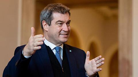 Markus Söder (CSU), Ministerpräsident von Bayern, steht im bayerischen Landtag. Foto: Sven Hoppe/dpa