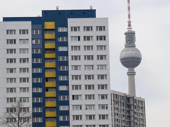 Seit wenigen Wochen gibt es in Berlin einen Mietendeckel.