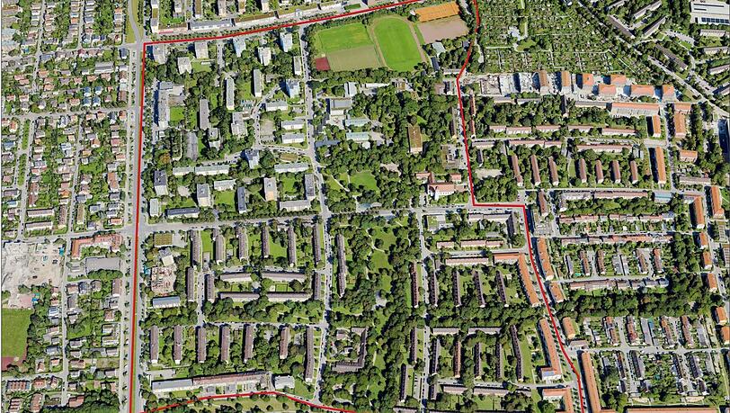 Rot umrandet ist das Projektgebiet im Harthof. Ziel ist, dass auf dieser Fläche mehr Energie erzeugt als verbraucht wird. 65 Prozent der Wohnungen sind städtisch – und sanierungsbedürftig.