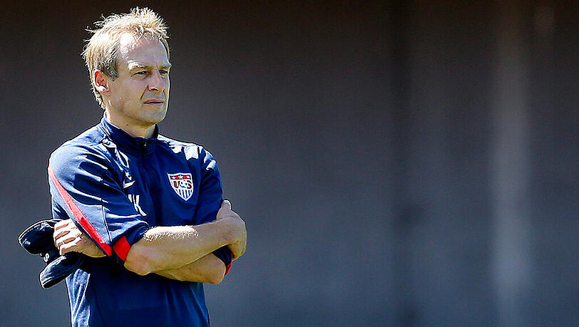 Jürgen Klinsmann ist seit 2011 Nationaltrainer der USA. Die anstehende WM-Qualifikation wird eine große Prüfung für den Ex-Bayern-Trainer. Jürgen Klinsmann ist seit 2011 Nationaltrainer der USA. Die anstehende WM-Qualifikation wird eine große Prüfung für den Ex-Bayern-Trainer.
