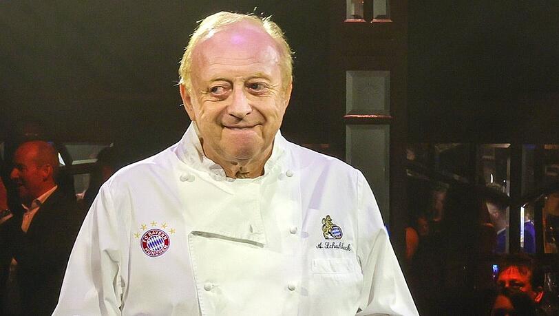 Alfons Schuhbeck bei einem Auftritt im vergangenen Jahr. Bald muss er ins Gefängnis.