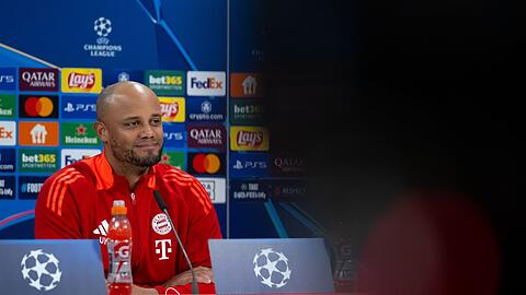 Vincent Kompany beantwortet mal wieder Fragen zum Duo Jamal Musiala und Florian Wirtz.