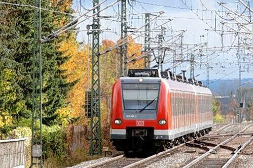 Die S-Bahn ist Thema in der Staatskanzlei.