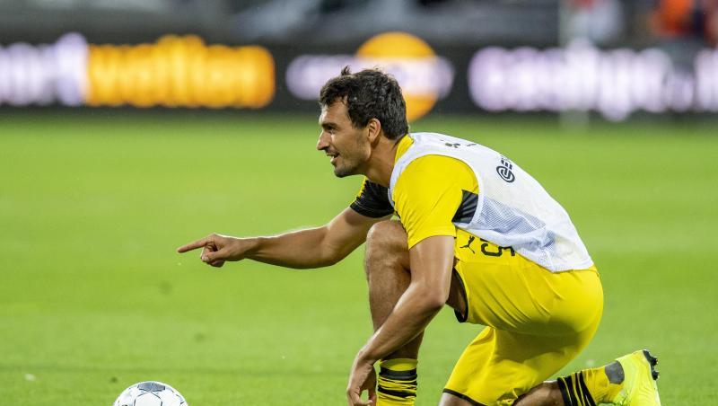 Borussia Dortmund muss im Supercup gegen den FC Bayern München auf Abwehrchef Mats Hummels verzichten. Borussia Dortmund muss im Supercup gegen den FC Bayern München auf Abwehrchef Mats Hummels verzichten.