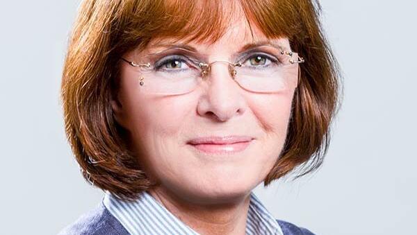 Dolores Schendel ist seit über 50 Jahren in der Forschung tätig und trägt das Bundesverdienstkreuz. Dolores Schendel ist seit über 50 Jahren in der Forschung tätig und trägt das Bundesverdienstkreuz.