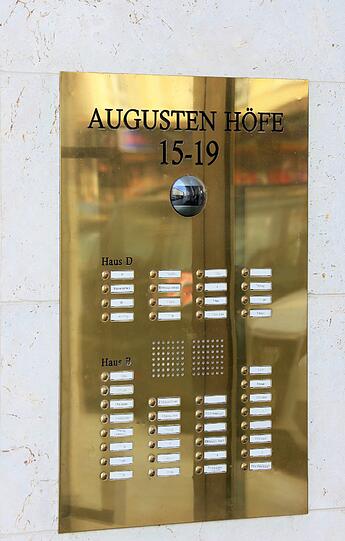 Impressionen aus der Maxvorstadt. Hier die Augusten-Höfe.