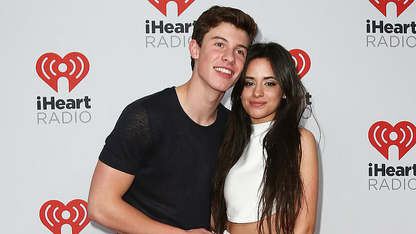 Shawn Mendes und Camilla Cabello bei einer Veranstaltung 2015