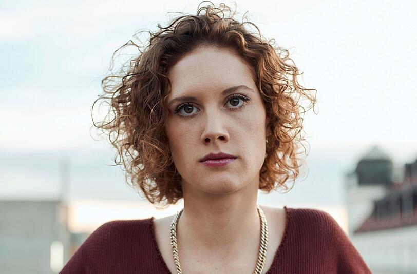 Die Schauspielerin Julia Riedler.