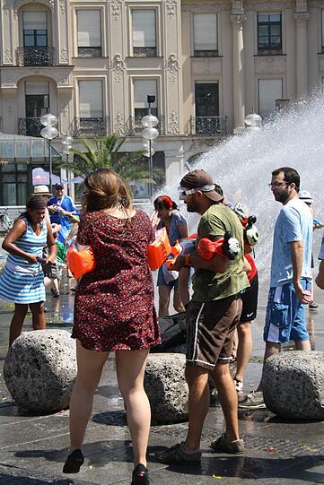 Wasserschlacht am Stachus. Die Bilder.