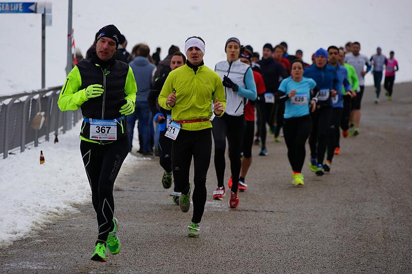 Winterlauf im Olympiapark. Hier gibt's die Bilder.