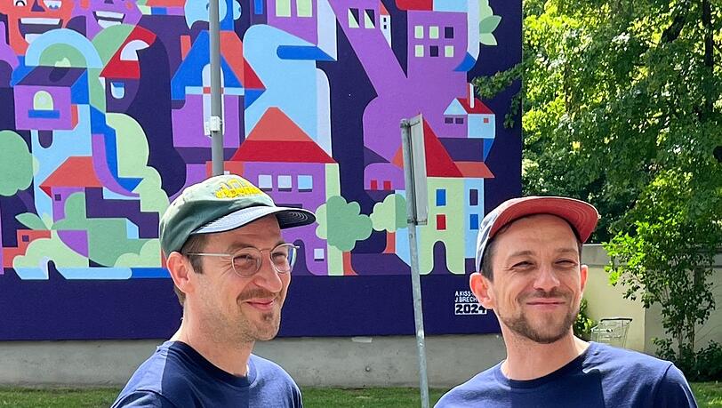 Die beiden Streeart-Künstler Johannes Brechter und Armin Kiss-Istok.