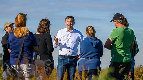 Schulze war schon als Minister f&uuml;r Wirtschaft, Tourismus, Landwirtschaft und Forsten viel unterwegs. (Archivbild)