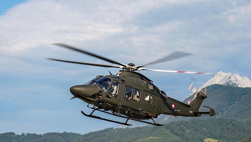 Das Bundesheer stellte zwei Helikopter zur Verf&uuml;gung.
