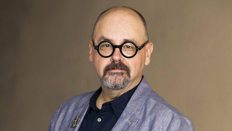 Ein Porträt von Carlos Ruiz Zafón aus dem Jahr 2017 Ein Porträt von Carlos Ruiz Zafón aus dem Jahr 2017