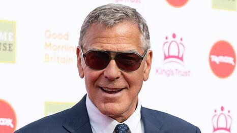 George Clooney hat verraten, wen er sich in der Rolle von James Bond w&uuml;nscht.