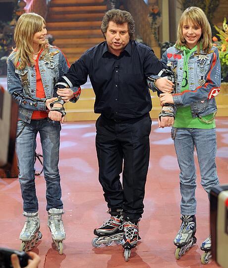 Andy Borg rollt mit den "Twinnies" durch den Stadl