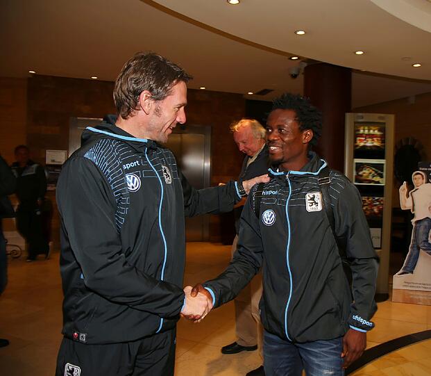 "Ich bin froh ein Löwe zu sein!" Mit diesen Worten begrüßte Anthony Annan Fans und Verantortliche des TSV 1860 in Marbella. Die ersten Bilder von seiner Ankunft im Trainingslager.