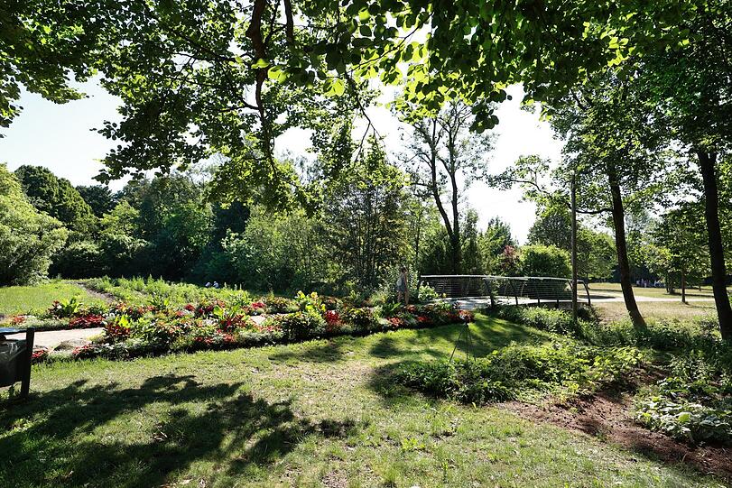 Der Rosengarten - ein herrlicher Landschaftspark.