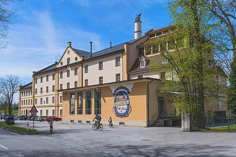 Die Schlossbrauerei Maxlrain bei Tuntenhausen in Oberbayern.