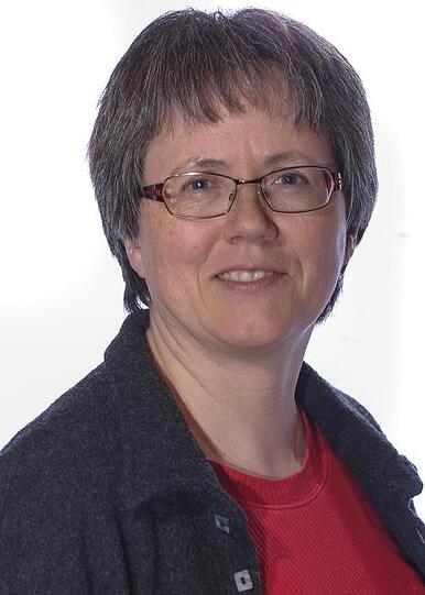 Brigitte Wolf, Linke-Stadträtin: &bdquo;Bei rechten Kundgebungen gab es leider schon oft Handgreiflichkeiten gegen Flüchtlinge. Wir dürfen diesen Barbaren nicht das Feld überlassen, wir müssen die Menschenrechte verteidigen. Das ist die Pflicht aller Münchner.&ldquo;