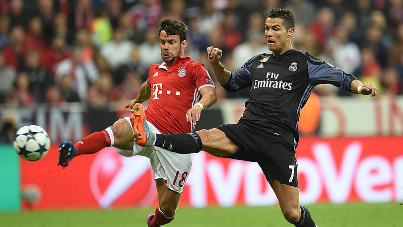 Real-Superstar Cristiano Ronaldo (r.) besiegte den FC Bayern in den letzten Partien beinahe im Alleingang.