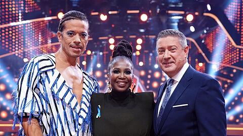 "Let's Dance - Wer tanzt mit wem?": Jorge Gonz&aacute;lez (l.), Motsi Mabuse und Joachim Llambi sind die Jury.