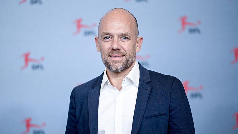 Holger Schwiewagner verkündete für die SpVgg Greuther Fürth ein Minus von 4,7 Millionen Euro. Holger Schwiewagner verkündete für die SpVgg Greuther Fürth ein Minus von 4,7 Millionen Euro.