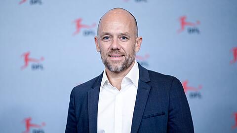 Holger Schwiewagner verkündete für die SpVgg Greuther Fürth ein Minus von 4,7 Millionen Euro.