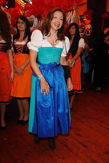 Regine Sixt's Damenwiesn: Die Münchner Lady-Elite trifft sich im Hippdrom. Die Bilder