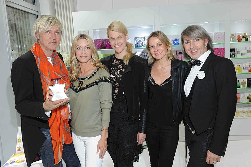 Marco Slavulj, Verena Klein, Natascha Grün, Sarah Binham und Helmut Schmid.