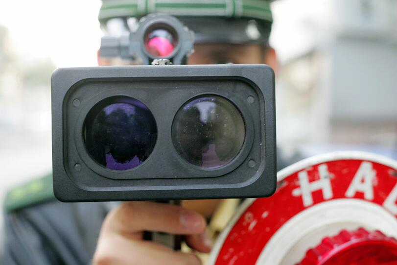 Temposünder im Visier: Die Polizei auf Raser-Jagd