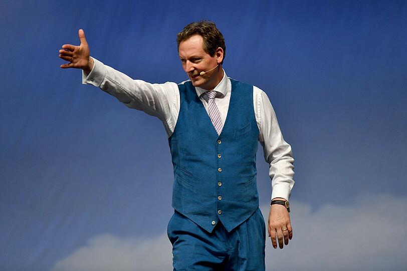 Der Medizin-Kabarettist Eckart von Hirschhausen bei der Lebenshilfe im Circus Krone.