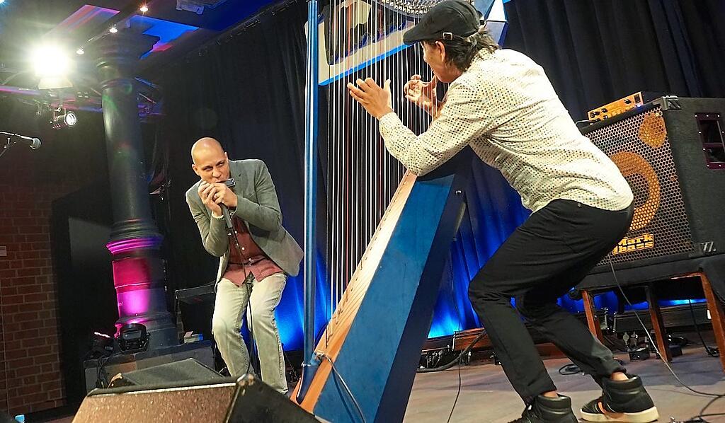 Castañeda und Maret Vielseitig cool! Abendzeitung München