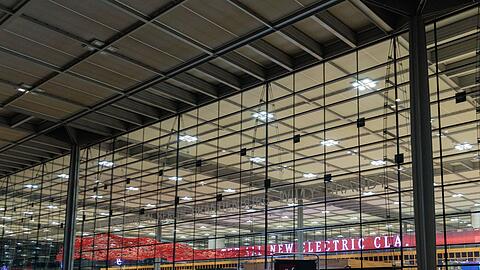 Der Flugverkehr wurde nach der Sichtung für knapp zwei Stunden eingestellt.