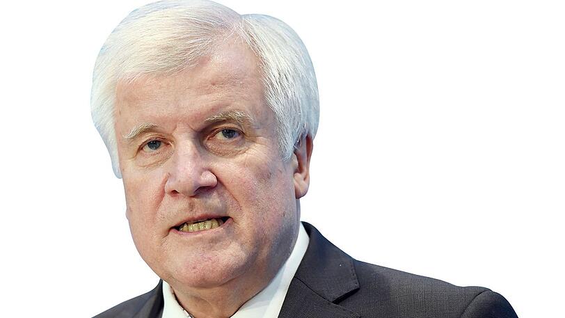 Verteidiger des Plans zur Seenotrettung: Horst Seehofer.