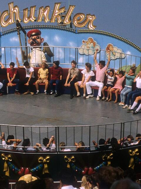 Einst ein Klassiker auf der Wiesn: der Schunkler.