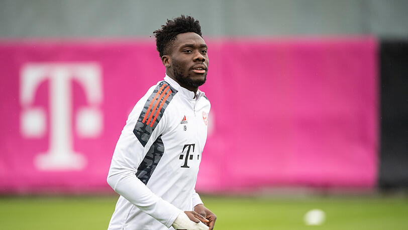 Steht gegen Villarreal wieder im Kader des FC Bayern: Alphonso Davies. Steht gegen Villarreal wieder im Kader des FC Bayern: Alphonso Davies.