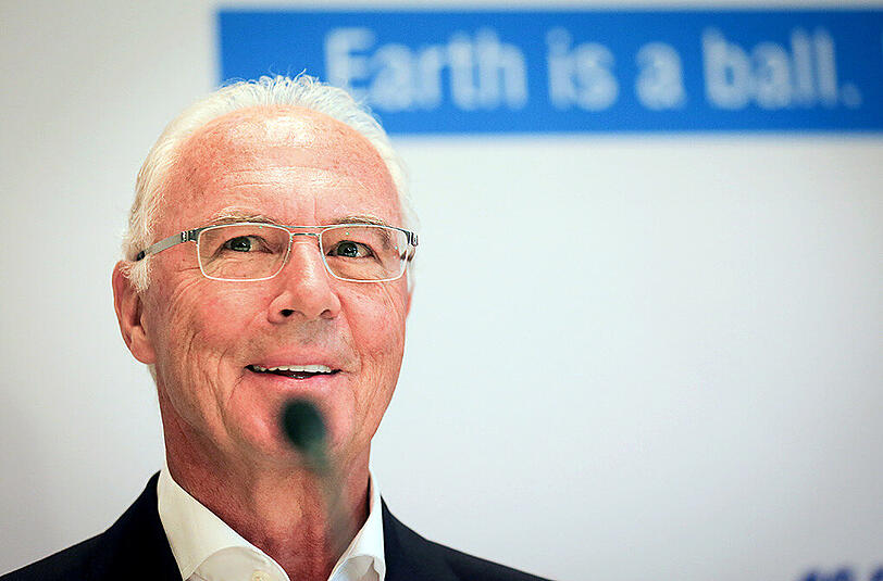 Der Trubel ums Sommermärchen - und jetzt die internen Ermittlungsverfahren der FIFA: Franz Beckenbauer erlebt unruhige Zeiten.