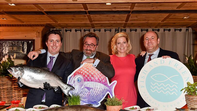 Toni Graf von Faber Castell, Stephan Kuffler, Daisy Rosemeyer und Sebastian Kuffler Toni Graf von Faber Castell, Stephan Kuffler, Daisy Rosemeyer und Sebastian Kuffler
