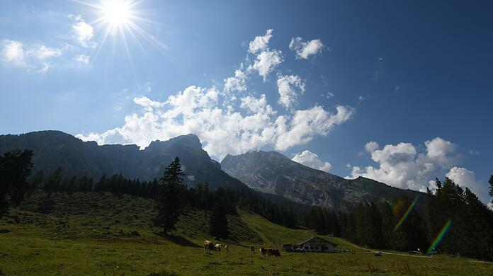 Kleiner Watzmann (l.) und Watzmann liegen in der Ruhezone C des Alpenplans. Hier darf also keine Seilbahn gebaut werden.