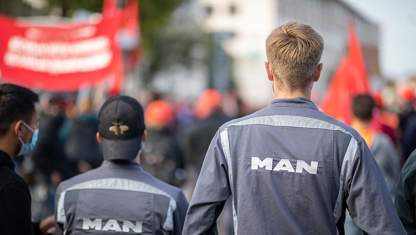 Beim Bus- und Lastwagenhersteller MAN gibt es eine Einigung zum geplanten Stellenabbau.