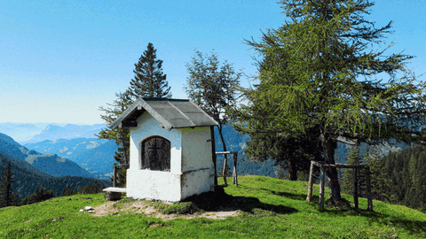 Das Marterl nahe der Hofbauernalm.