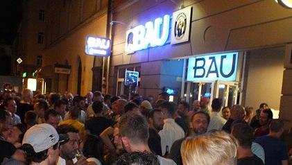 Die Bau-Bar in der Müllerstraße ist ein beliebter Szenetreff im Glockenbachviertel. Die Bau-Bar in der Müllerstraße ist ein beliebter Szenetreff im Glockenbachviertel.