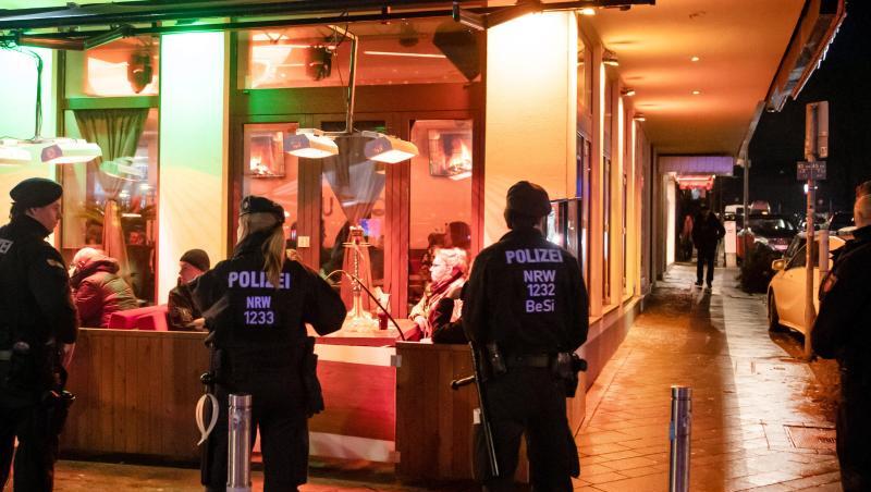 Clan-Kriminalität ist vor allem in Berlin, Bremen, Niedersachsen und Nordrhein-Westfalen ein Problem. Clan-Kriminalität ist vor allem in Berlin, Bremen, Niedersachsen und Nordrhein-Westfalen ein Problem.