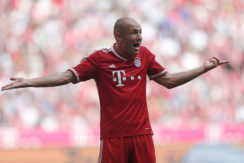 ARJEN ROBBEN: Note 2
Traumsolo mit Billardeffekt zum 2:0 (78.), unaufhaltsamer Robben. Spielte als einziger von Beginn an so wie immer. Viele Dribblings, viele Abschlussversuche. Holte den Elfer raus, den Alaba verschoss. Müsste nun Elferschütze Nummer eins sein.